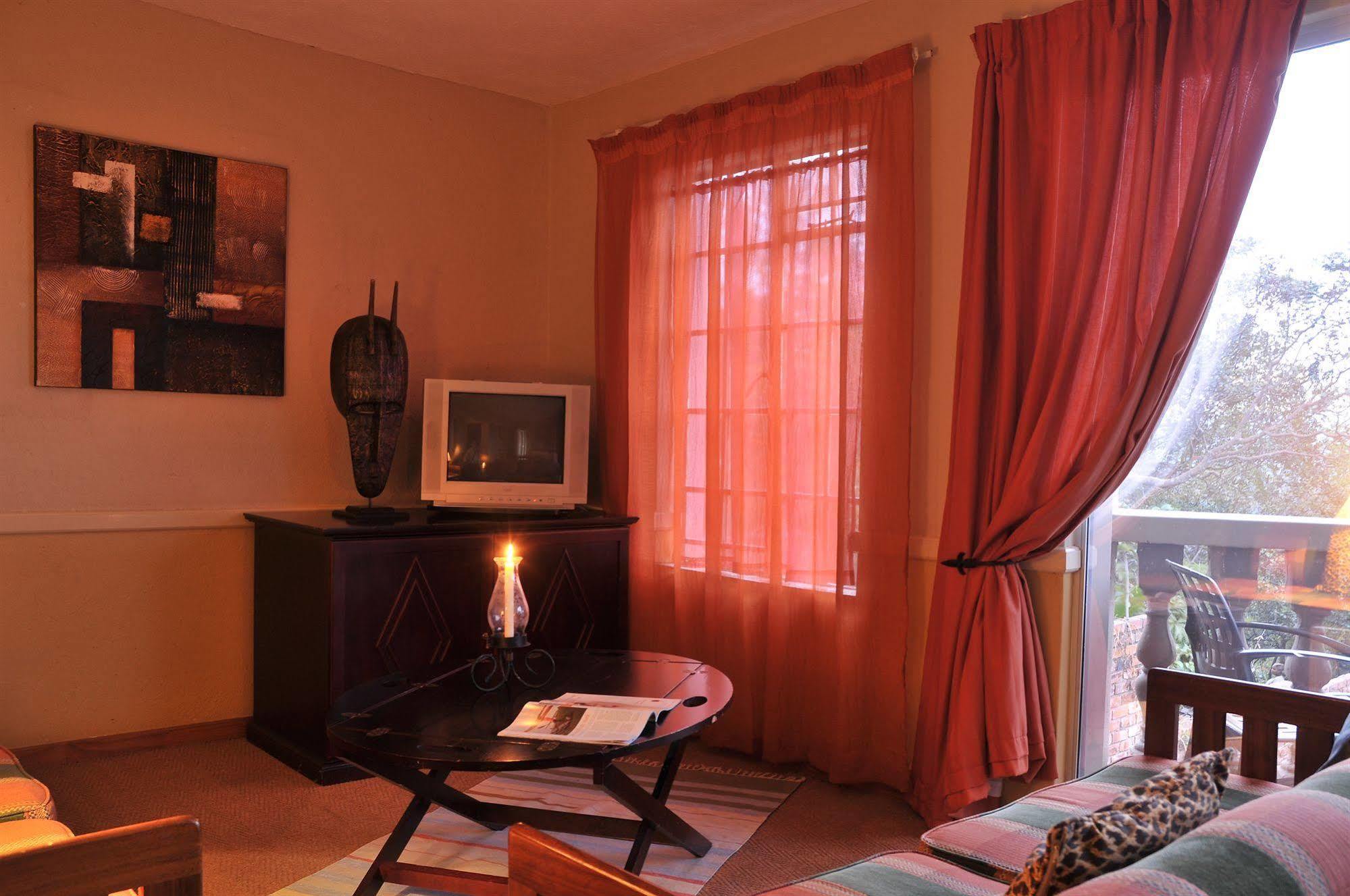 Bed and Breakfast Sunset Manor à Mbombela Extérieur photo