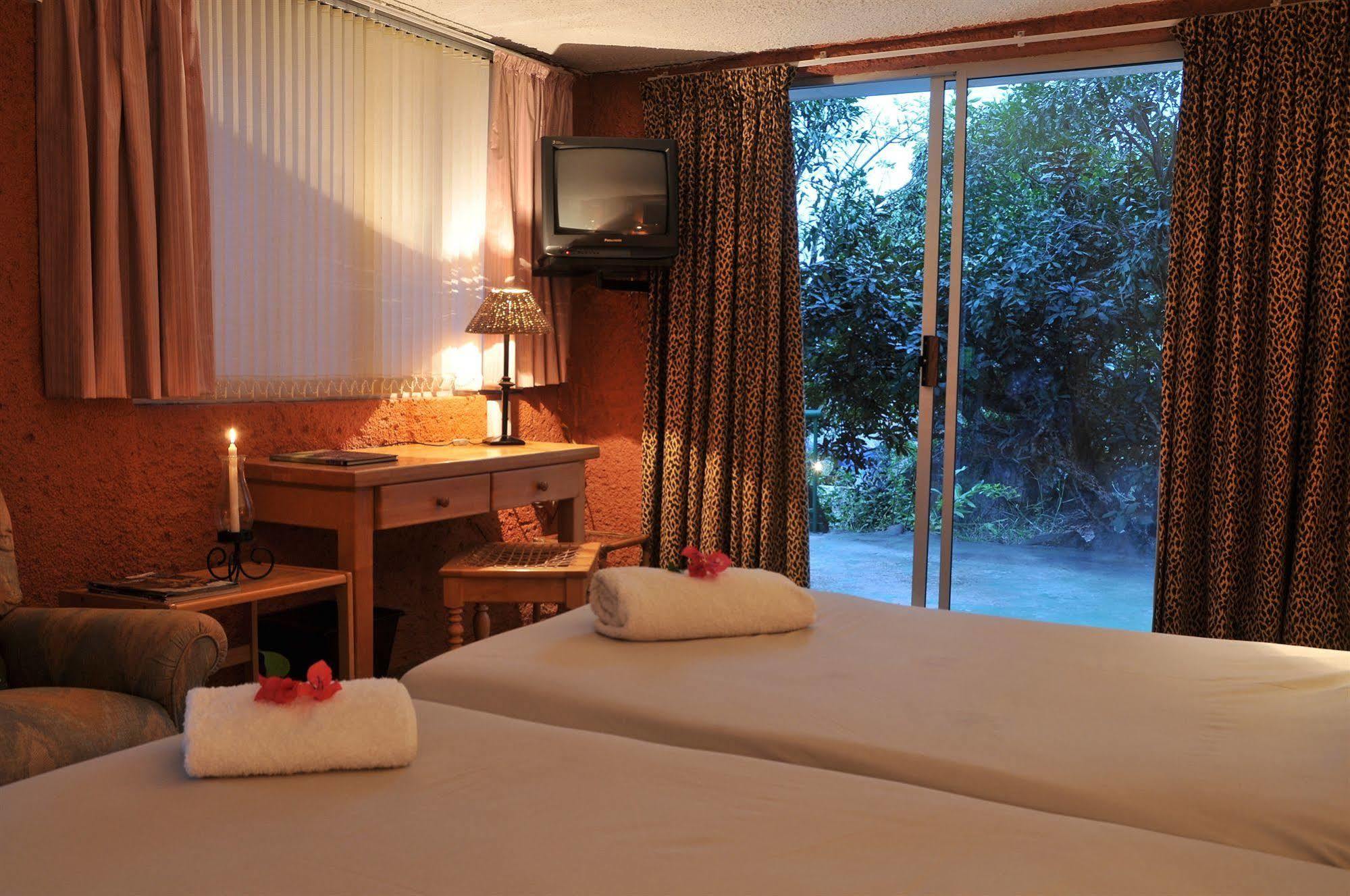 Bed and Breakfast Sunset Manor à Mbombela Extérieur photo