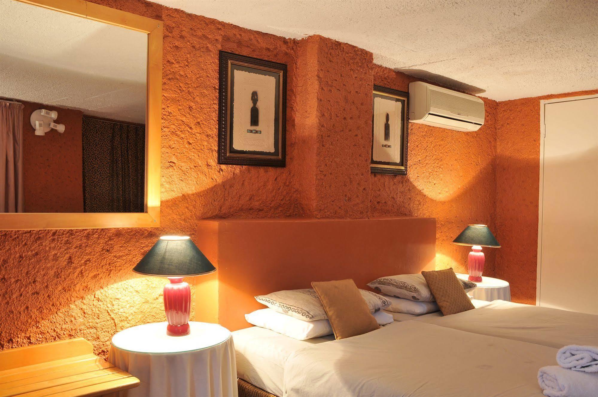 Bed and Breakfast Sunset Manor à Mbombela Extérieur photo