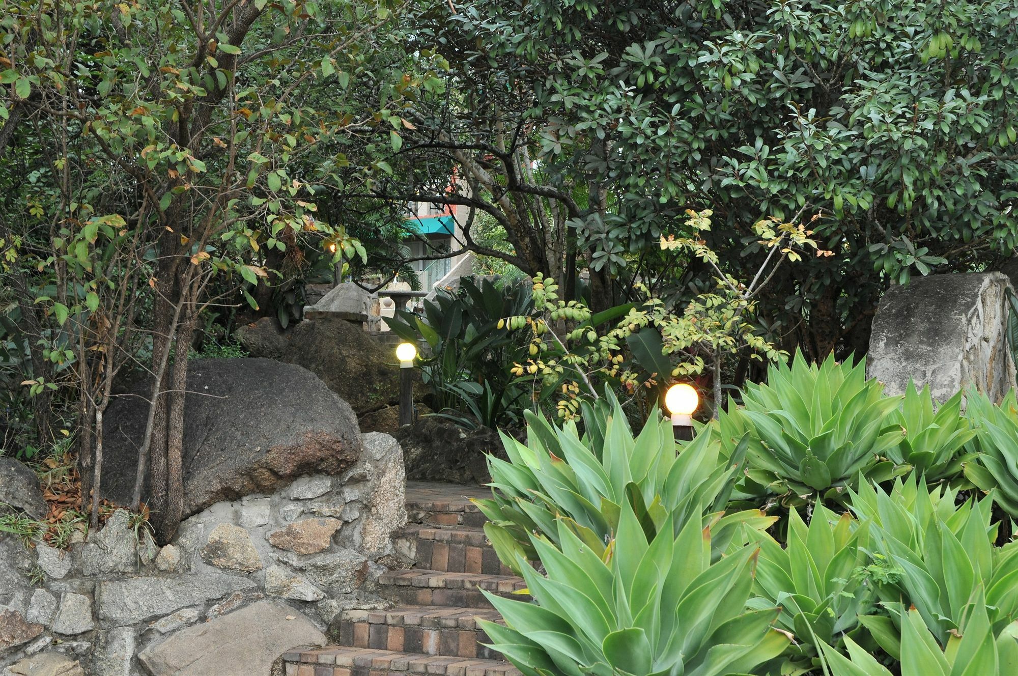 Bed and Breakfast Sunset Manor à Mbombela Extérieur photo